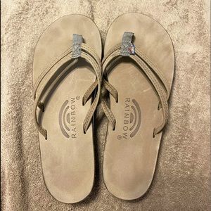 Rainbow Sandpiper sandals size medium